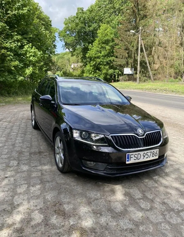 skoda Skoda Octavia cena 46900 przebieg: 257500, rok produkcji 2015 z Drezdenko